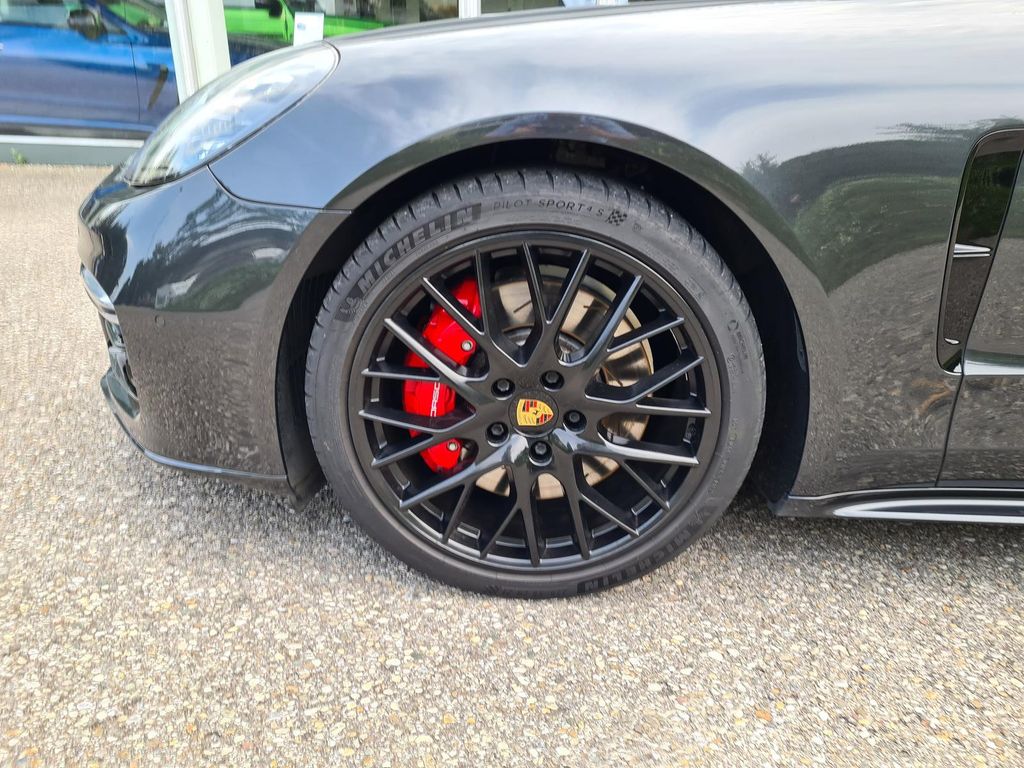 Porsche Panamera 2020