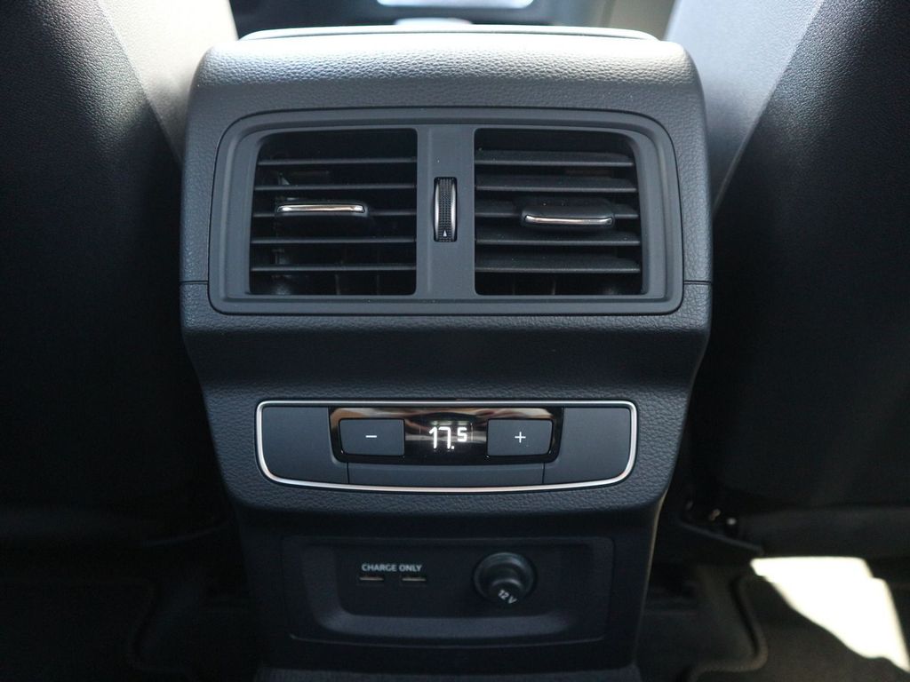 Audi SQ5 2022