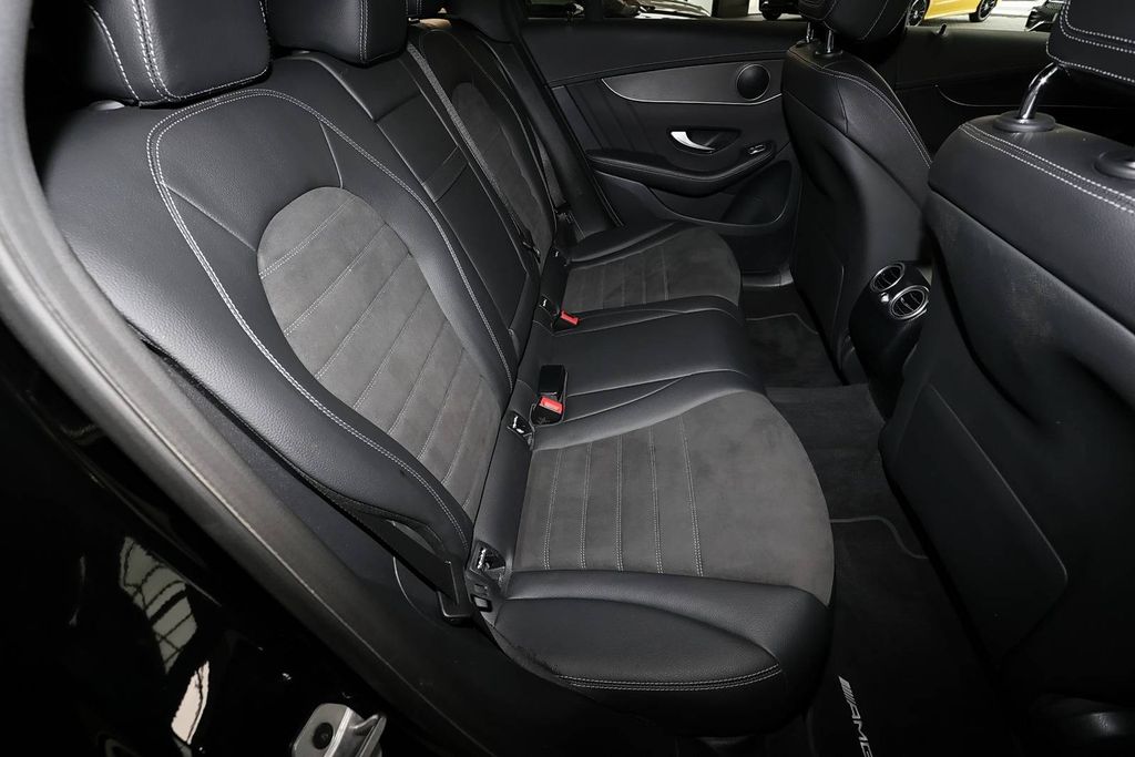 Mercedes-Benz GLC 300 2021