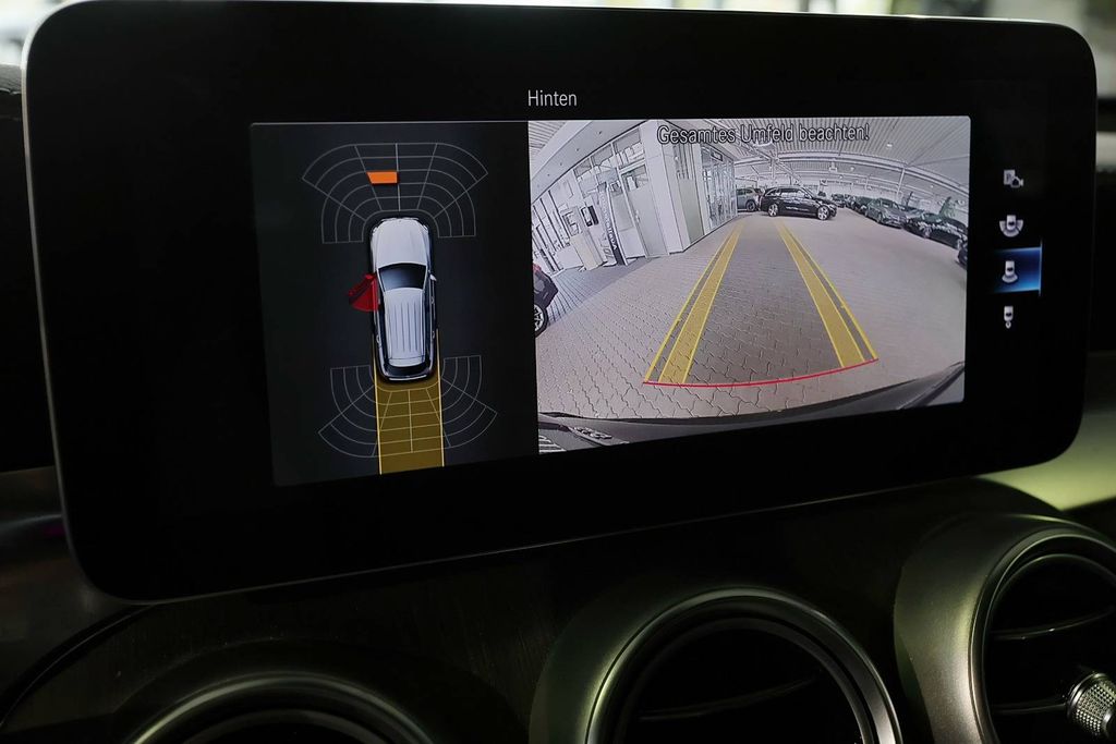 Mercedes-Benz GLC 300 2021