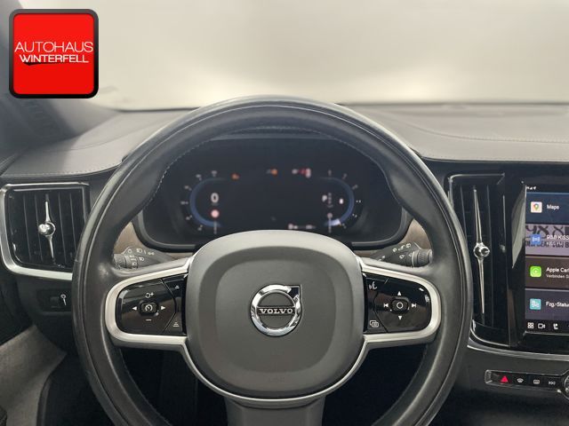 Volvo V90 Cross Country 2022