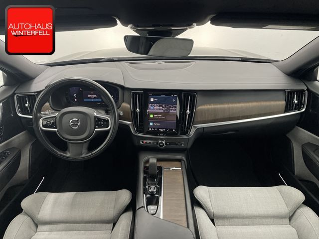 Volvo V90 Cross Country 2022