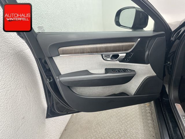 Volvo V90 Cross Country 2022