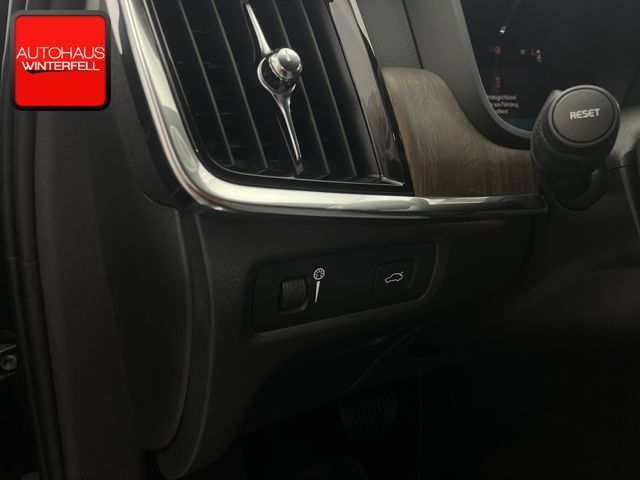 Volvo V90 Cross Country 2022