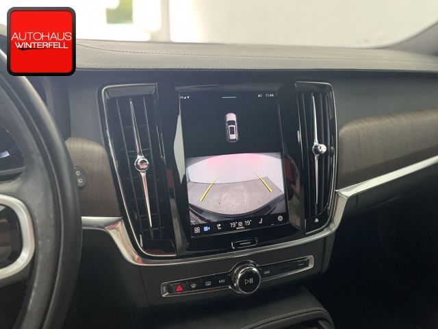 Volvo V90 Cross Country 2022