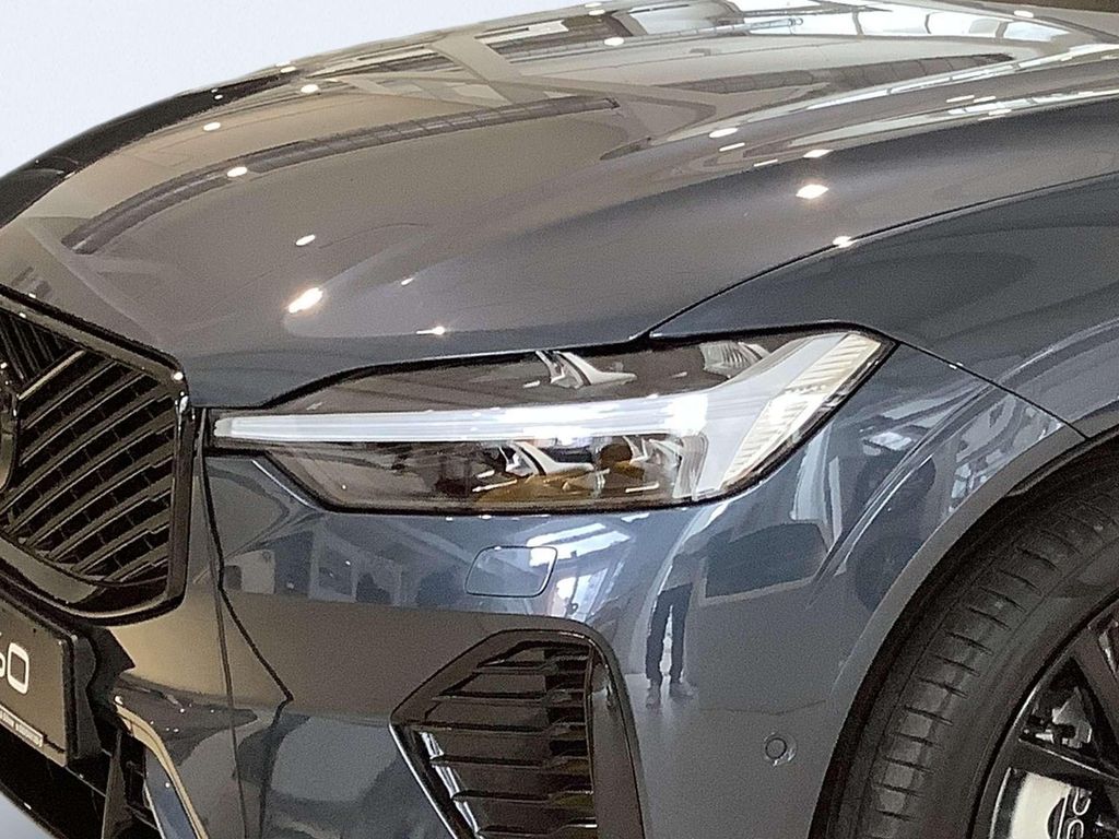 Volvo XC60 2025