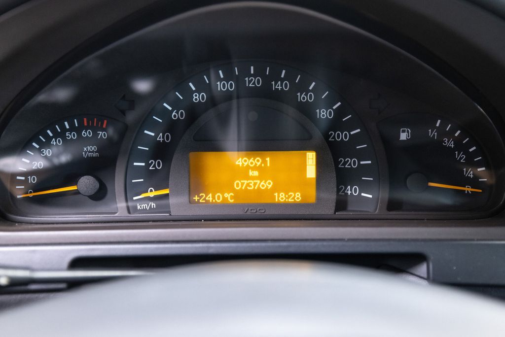 Mercedes-Benz G 500 2004