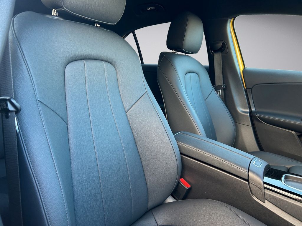 Mercedes-Benz A 250 2024