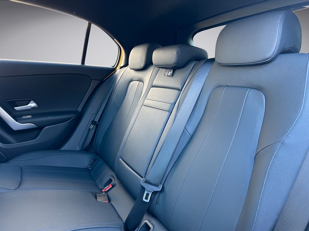 Mercedes-Benz A 250 2024