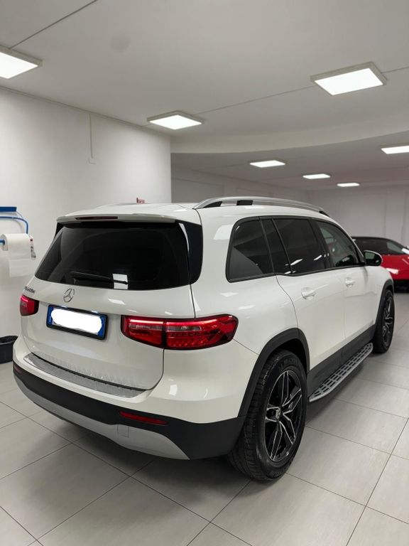 Mercedes-Benz GLB 200 2020