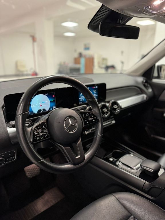 Mercedes-Benz GLB 200 2020