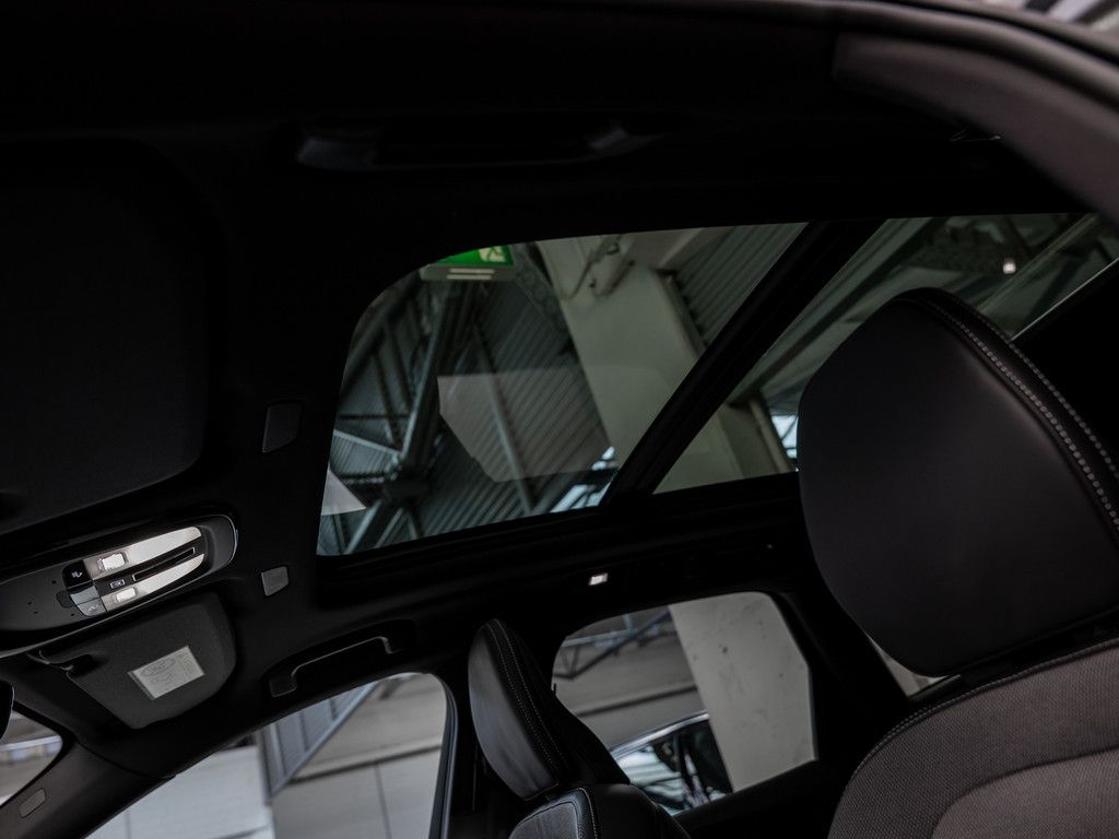 Volvo XC60 2025