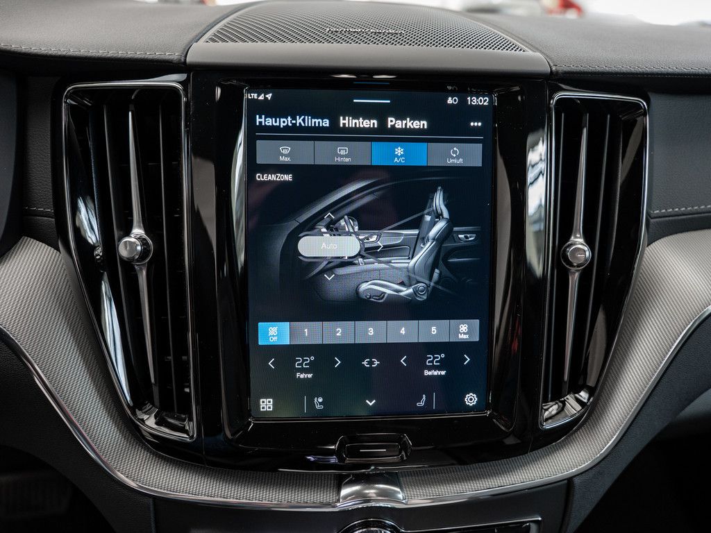 Volvo XC60 2025
