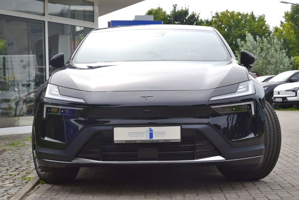 Polestar 4 2025
