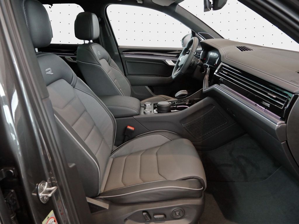 Volkswagen Touareg 2025
