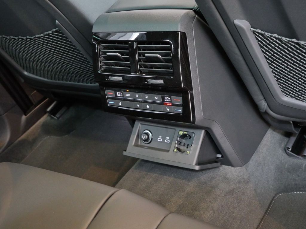 Volkswagen Touareg 2025