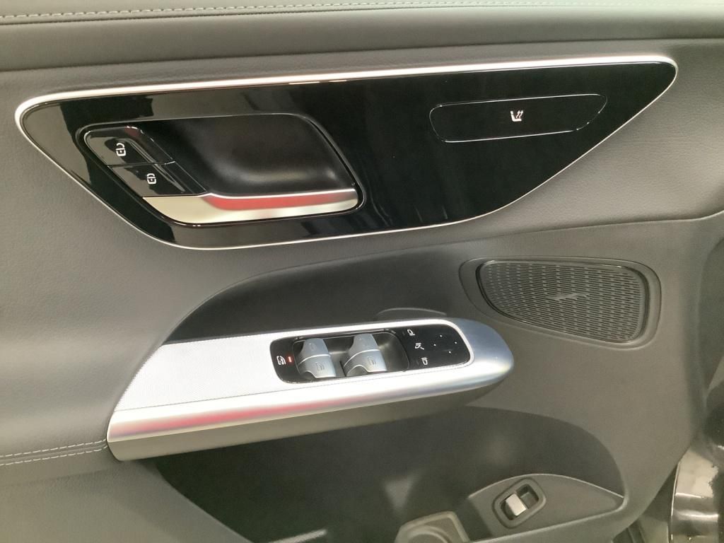 Mercedes-Benz GLC 300 2024