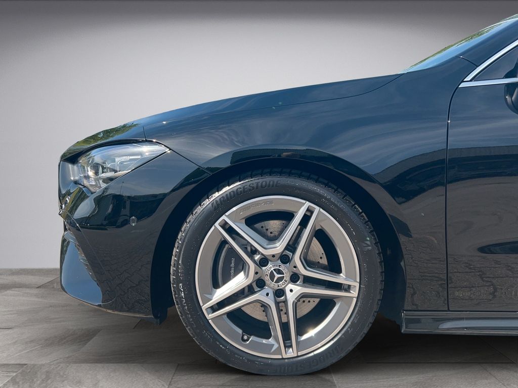 Mercedes-Benz CLA 200 2023