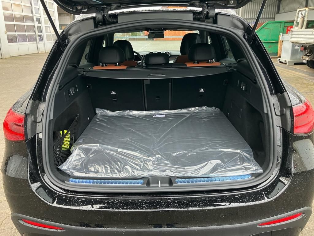 Mercedes-Benz GLC 300 2024