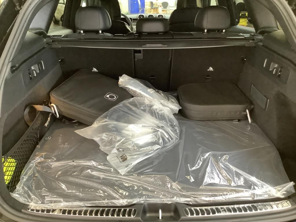 Mercedes-Benz GLC 300 2024