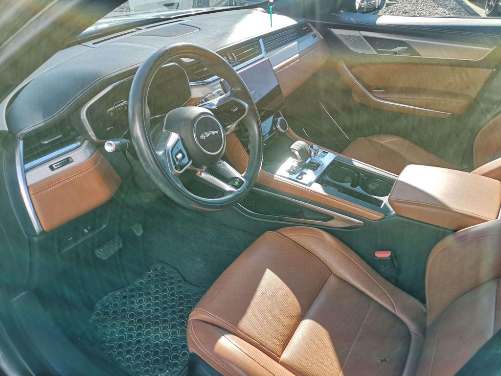 Jaguar F-Pace 2021