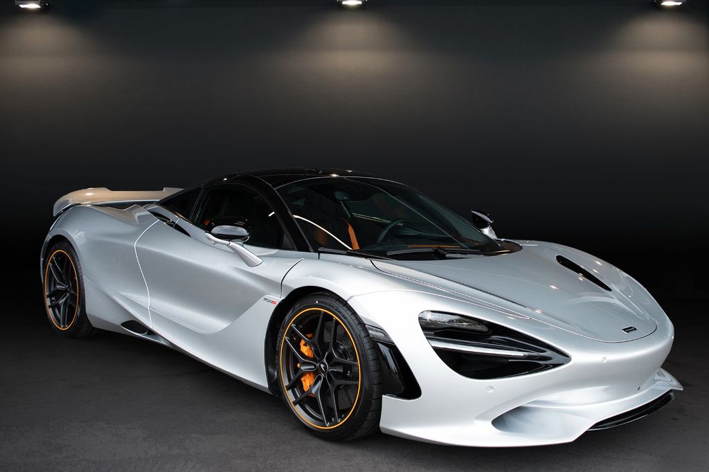 McLaren 750S 2025