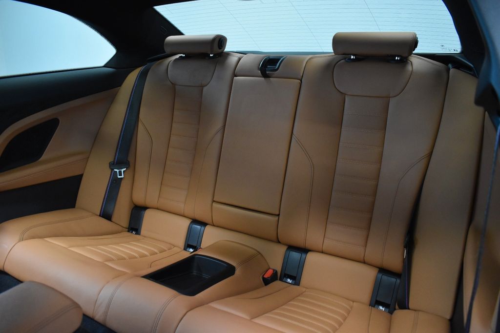 BMW 220 2023