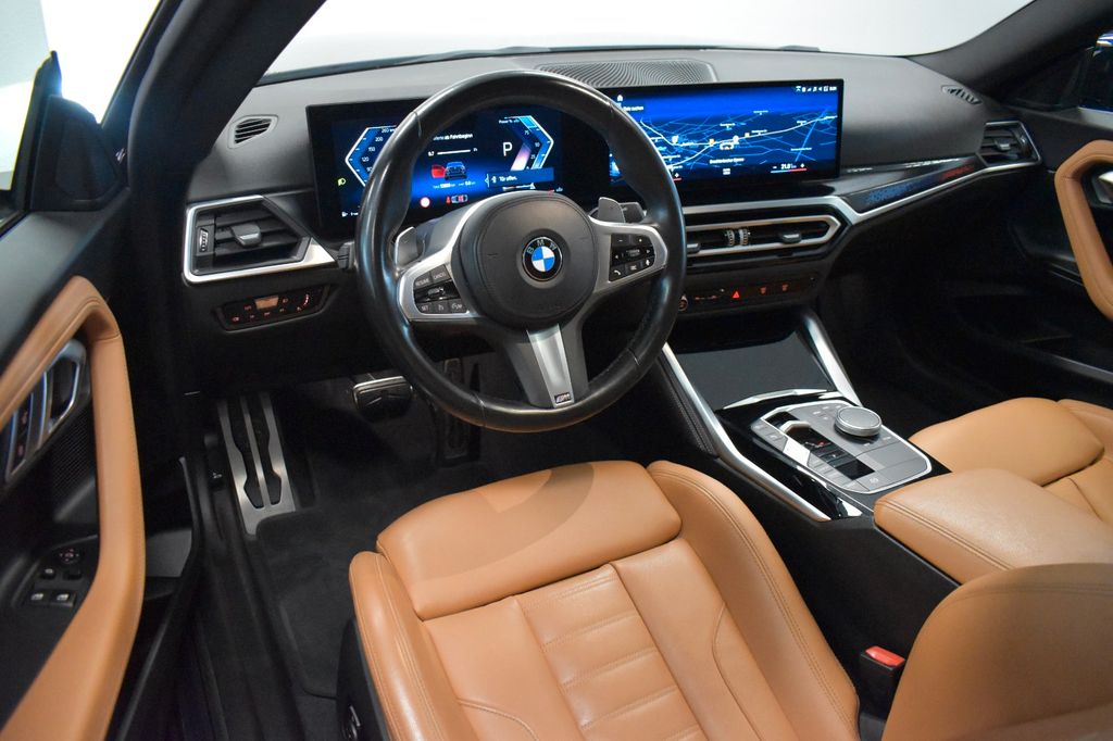 BMW 220 2023