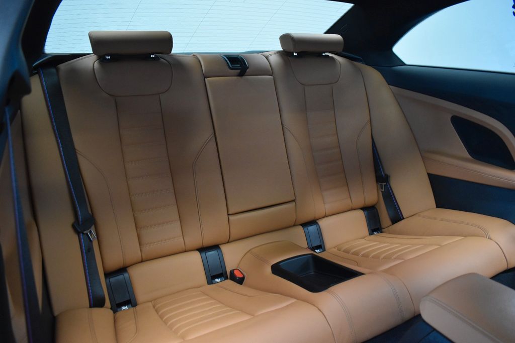BMW 220 2023