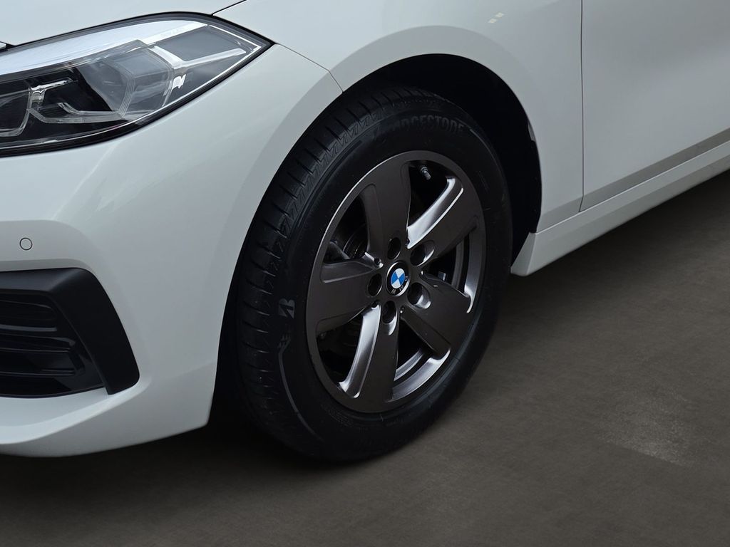 BMW 118 2022