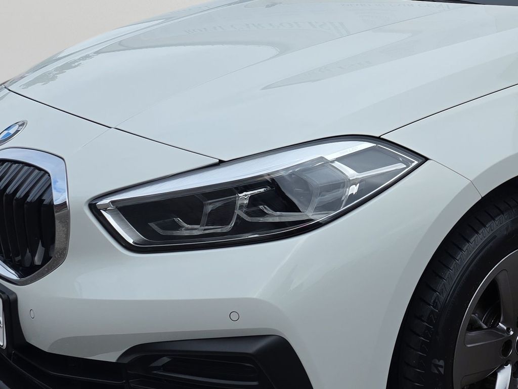 BMW 118 2022