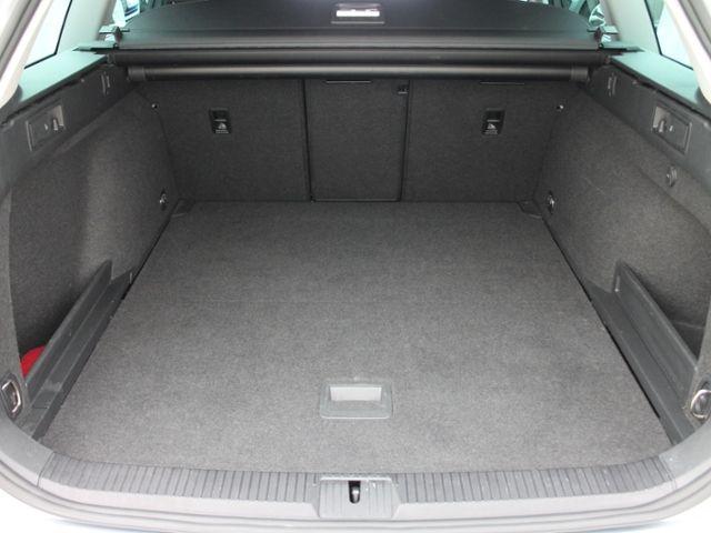 Volkswagen Passat Variant 2023