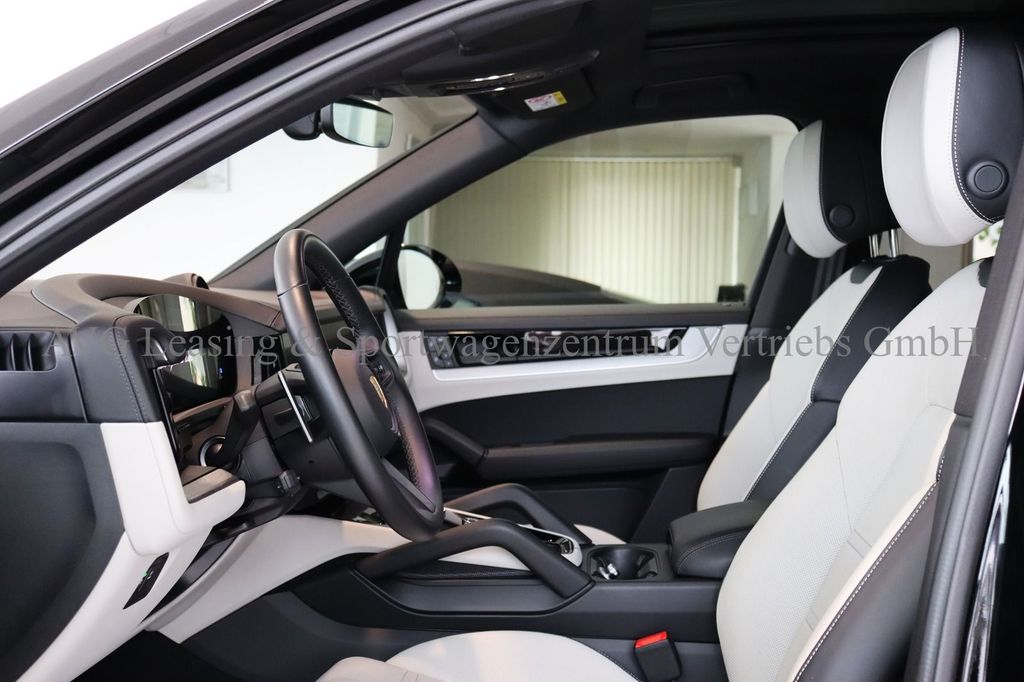 Porsche Cayenne 2024