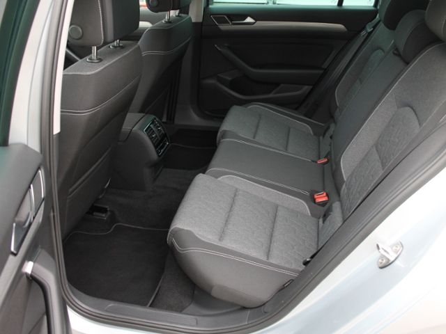 Volkswagen Passat Variant 2023