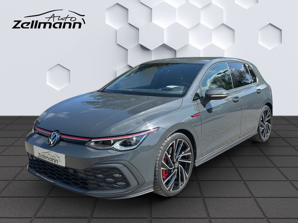 Volkswagen Golf 2024