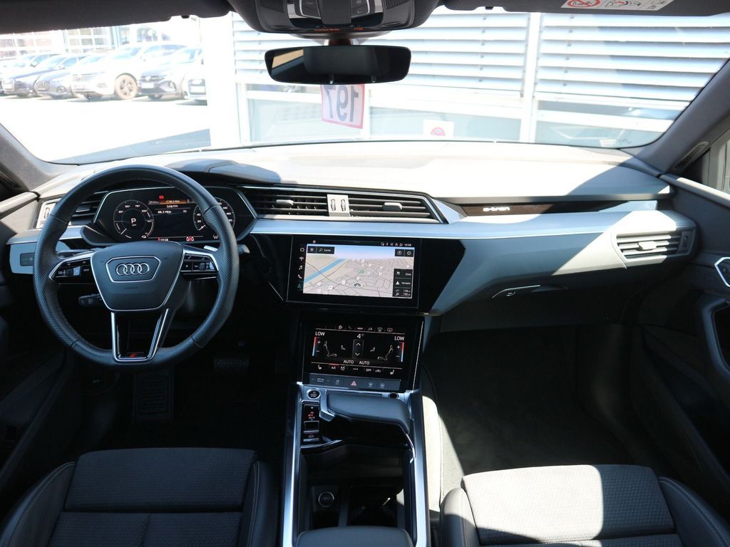 Audi e-tron 2021