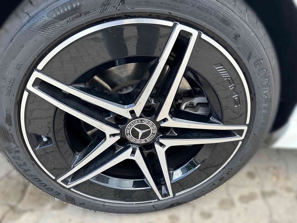 Mercedes-Benz C 220 2025
