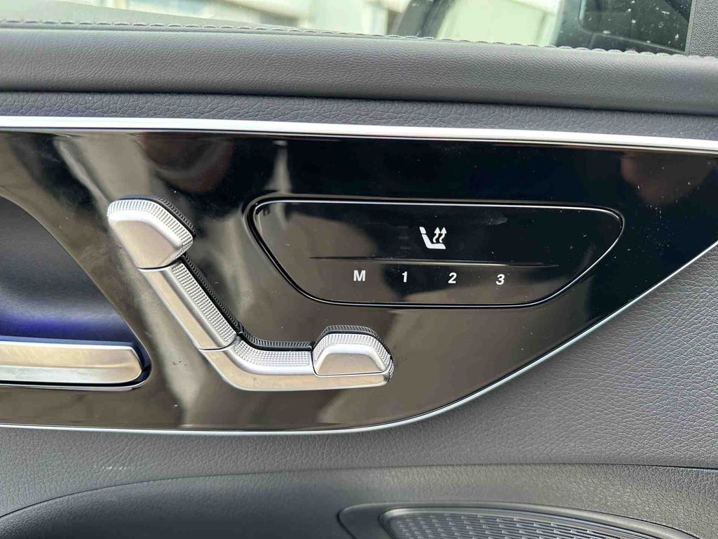 Mercedes-Benz C 220 2025