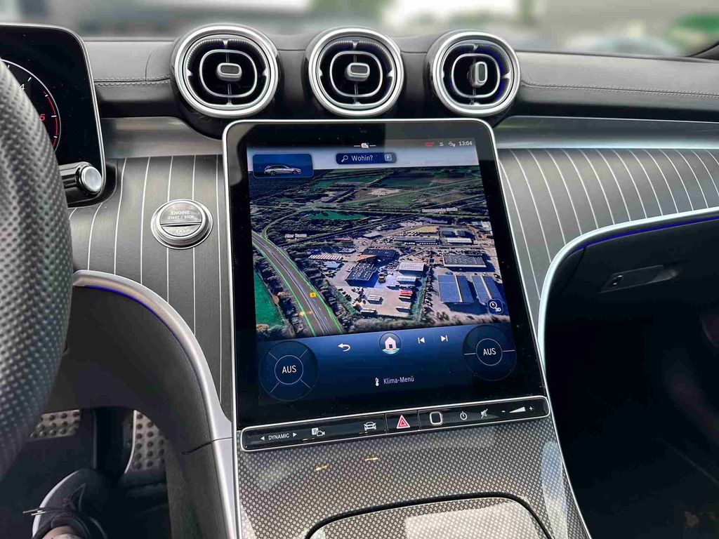 Mercedes-Benz C 220 2025