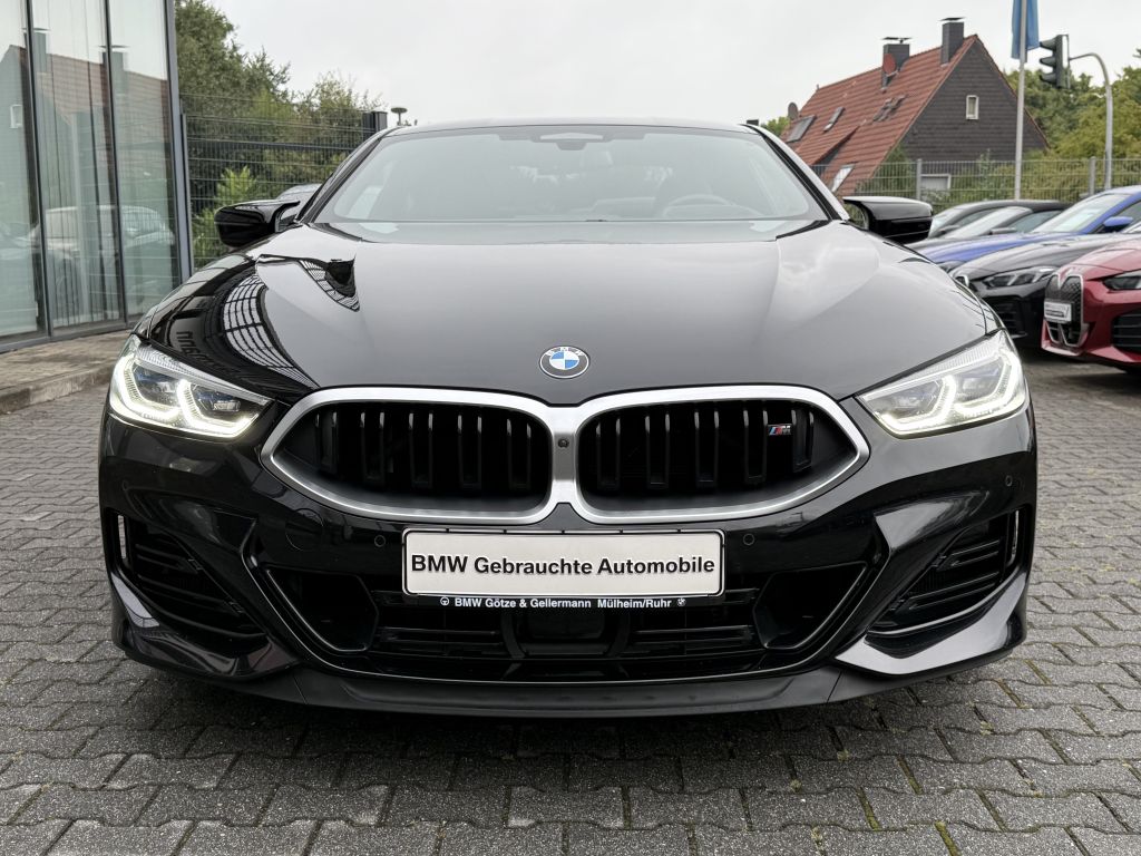 BMW M850 2022