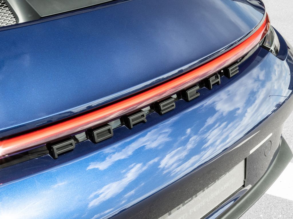Porsche 992 2022
