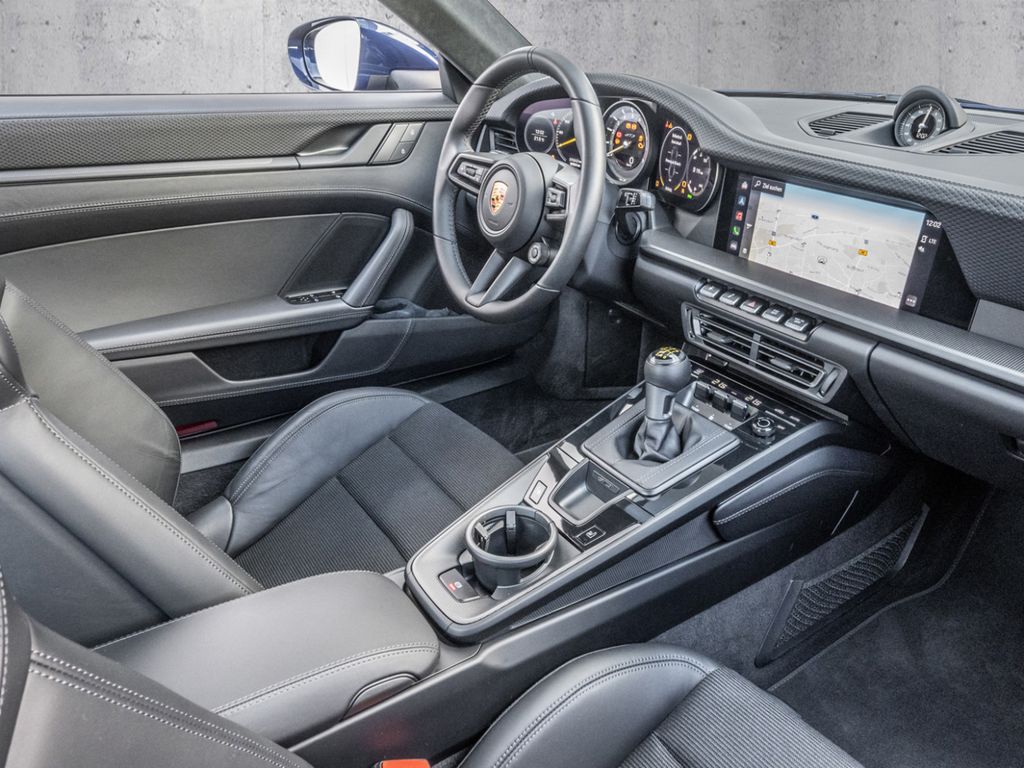 Porsche 992 2022