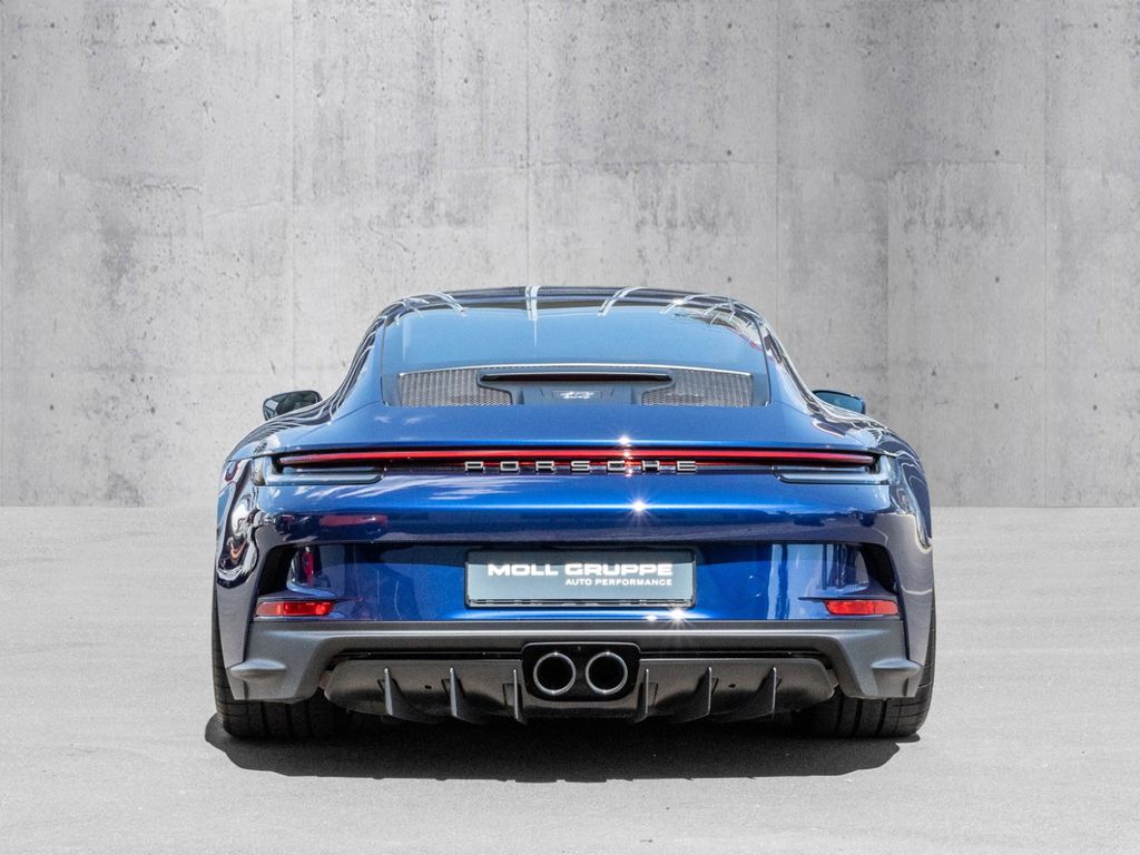 Porsche 992 2022