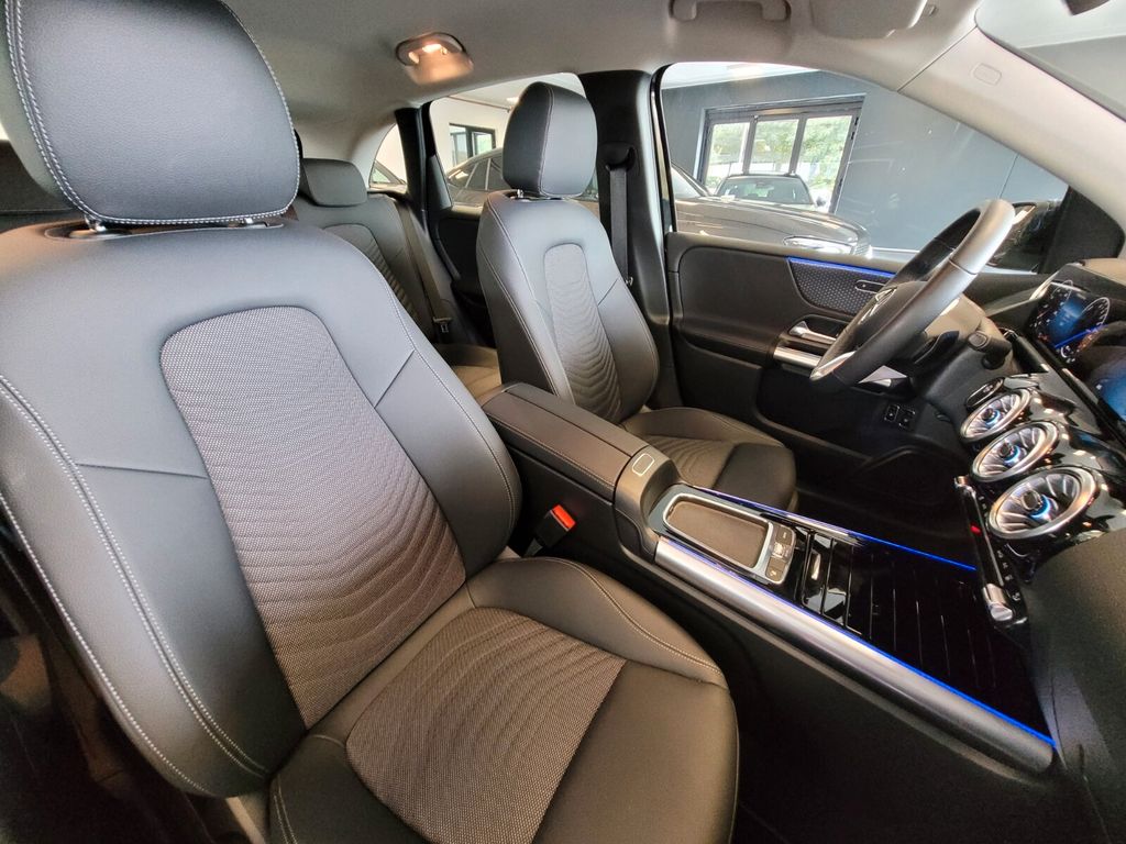 Mercedes-Benz B 250 2024