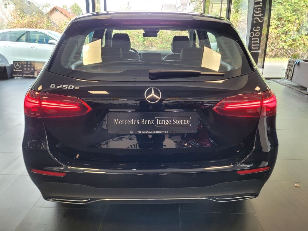 Mercedes-Benz B 250 2024