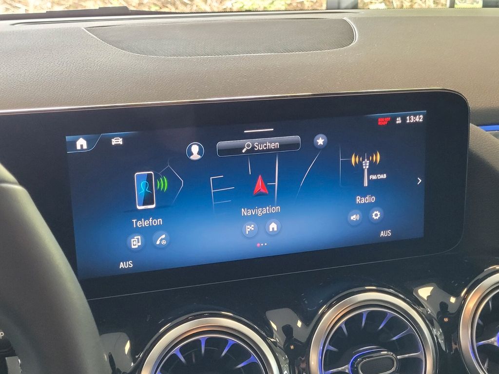 Mercedes-Benz B 250 2024