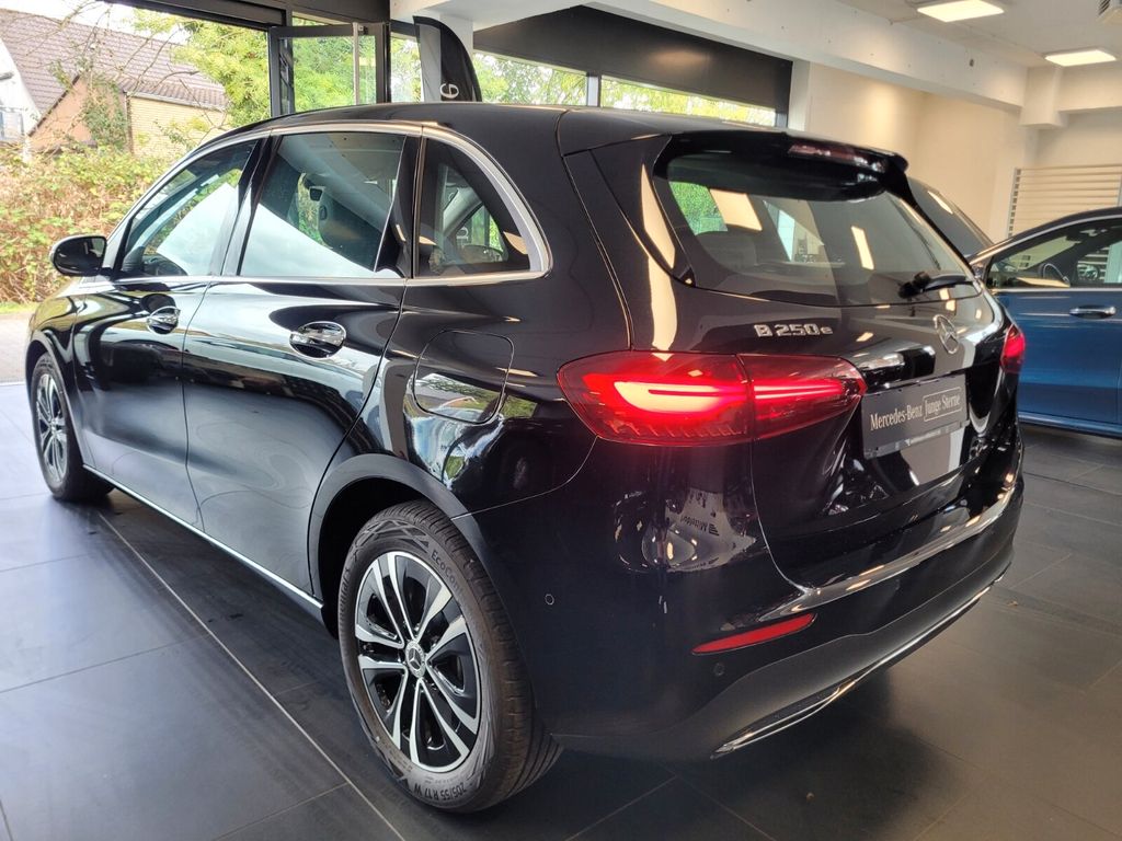 Mercedes-Benz B 250 2024