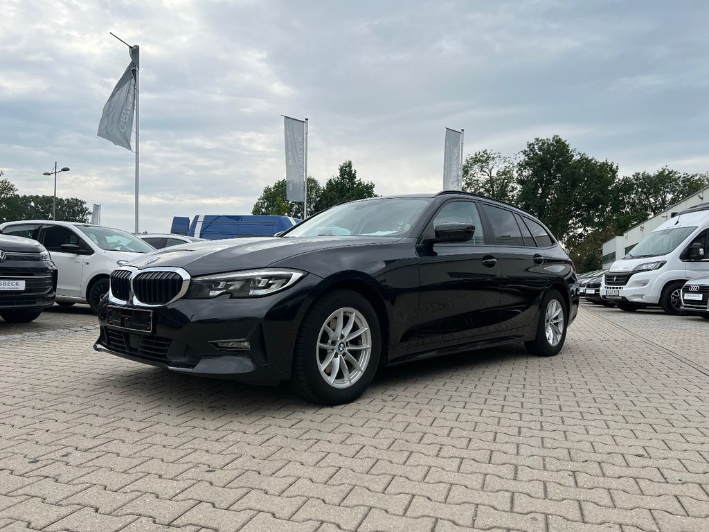 BMW 320 2022