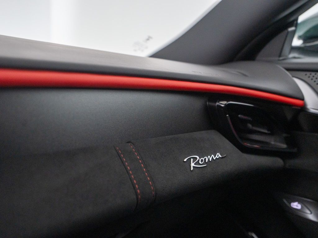 Ferrari Roma 2024