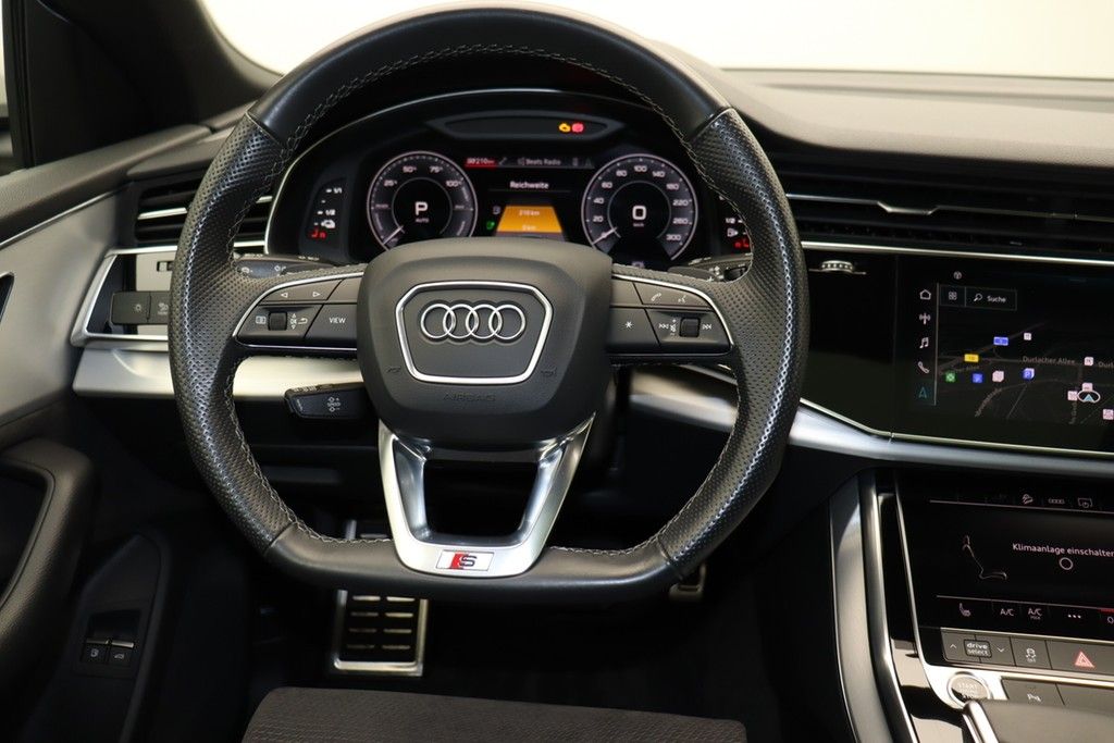 Audi Q8 2021